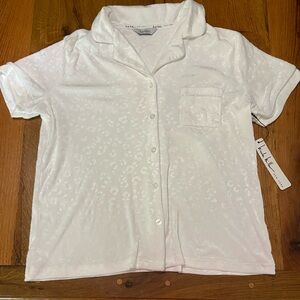 Nicole Miller White Animal Print NWT Super Soft Button Front Pajama Top, Sz Med